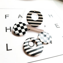 Load image into Gallery viewer, Acetate acrylic plate Korean temperament simple hand-made round black and white plaid earrings jewelry DIY material accessories